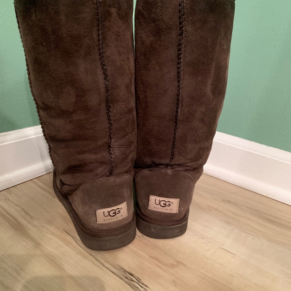 UGG Brand Classic Tall Chocolate Brown 7 - Picture 5 of 9